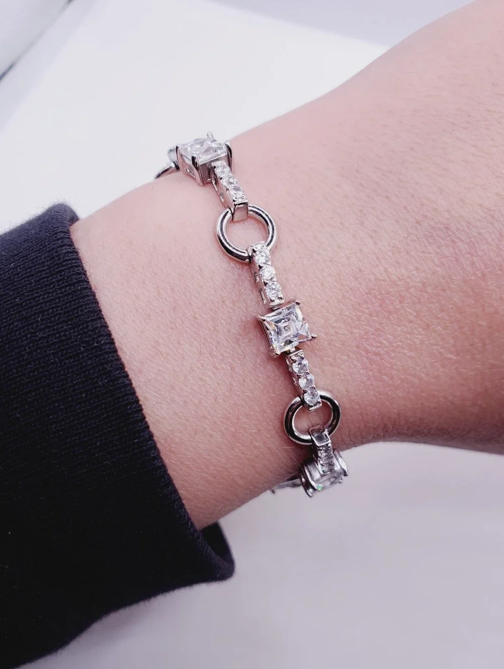 925 Sterling Silver Circle Link Bracelet